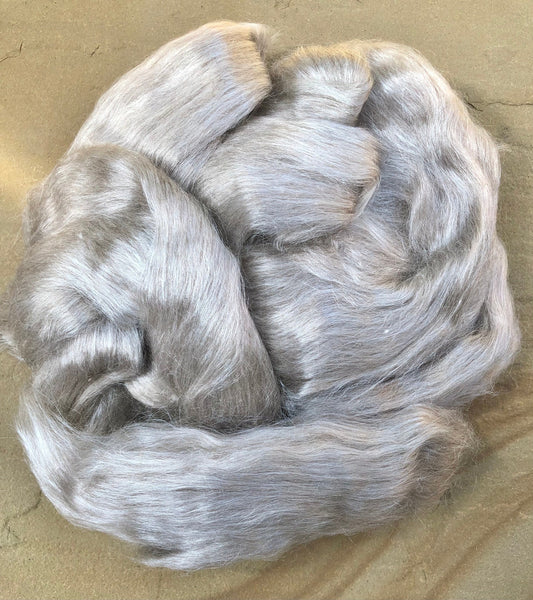 50/50 Qiviut/silk combed top