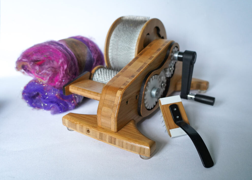 Majacraft Atom - The Mini Drum Carder